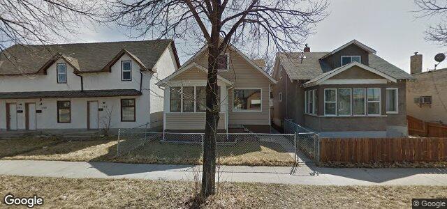 Larawan ng 385 Garlies Street sa Winnipeg, Manitoba