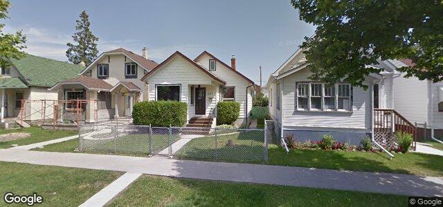 Larawan ng 397 Garlies Street sa Winnipeg, Manitoba