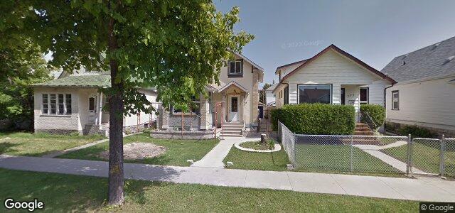 Larawan ng 399 Garlies Street sa Winnipeg, Manitoba