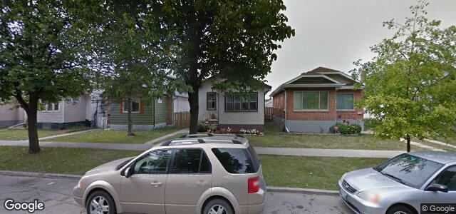 Larawan ng 414 Garlies Street sa Winnipeg, Manitoba