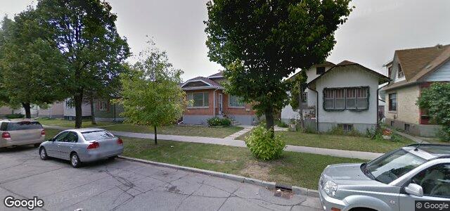 Larawan ng 430 Garlies Street sa Winnipeg, Manitoba