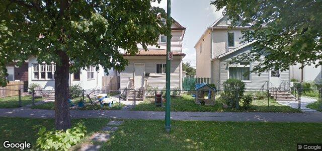 Larawan ng 439 Mckenzie Street sa Winnipeg, Manitoba