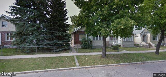 Larawan ng 446 Garlies Street sa Winnipeg, Manitoba