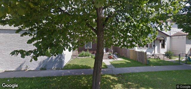 Larawan ng 447 Mckenzie Street sa Winnipeg, Manitoba