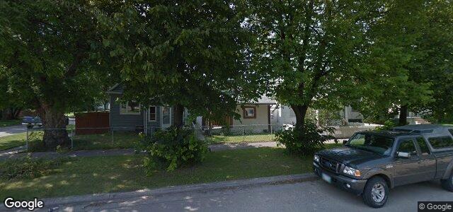 Larawan ng 452 Mckenzie Street sa Winnipeg, Manitoba