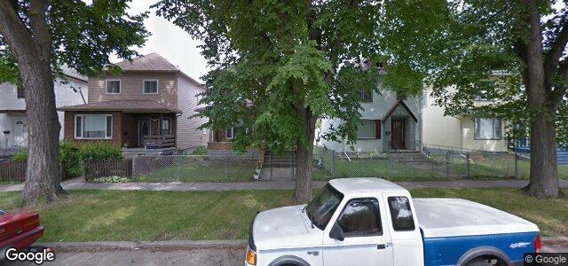 Larawan ng 581 Machray Avenue sa Winnipeg, Manitoba
