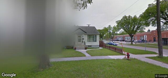 Larawan ng 598 Lansdowne Avenue sa Winnipeg, Manitoba