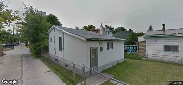 Larawan ng 605 St John'S Avenue sa Winnipeg, Manitoba