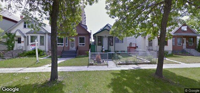 Larawan ng 620 St John'S Avenue sa Winnipeg, Manitoba