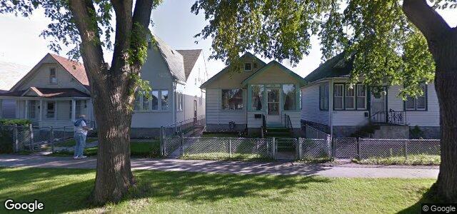 Photo of 624 Boyd Avenue in Winnipeg, Manitoba