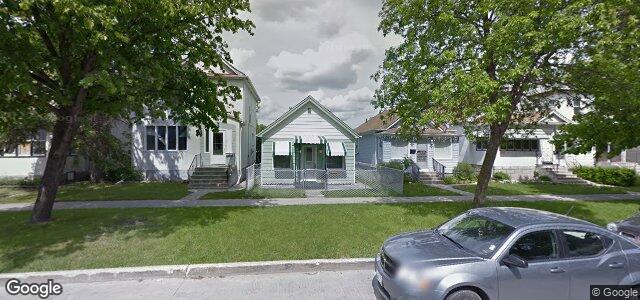 Larawan ng 635 St John'S Avenue sa Winnipeg, Manitoba
