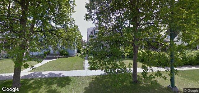 Larawan ng 654 Machray Avenue sa Winnipeg, Manitoba