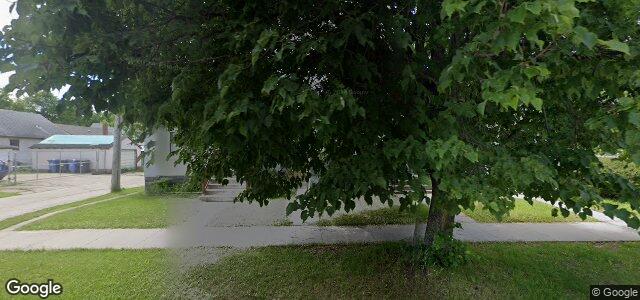 Larawan ng 664 Church Avenue sa Winnipeg, Manitoba