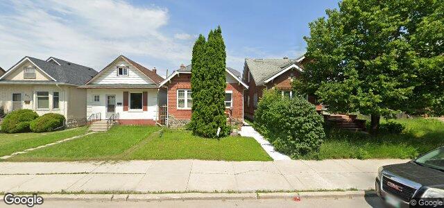 Larawan ng 667 Mountain Avenue sa Winnipeg, Manitoba