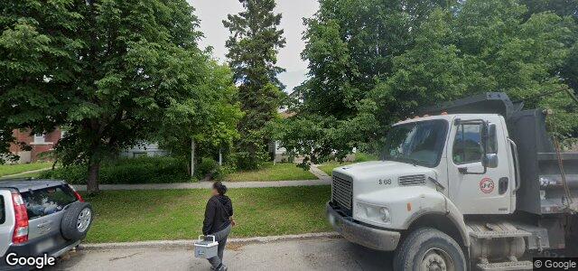 Larawan ng 671 Church Avenue sa Winnipeg, Manitoba