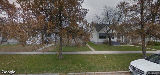 Larawan ng 675 Machray Avenue sa Winnipeg, Manitoba