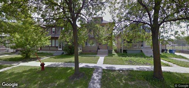 Larawan ng 680 St John'S Avenue sa Winnipeg, Manitoba