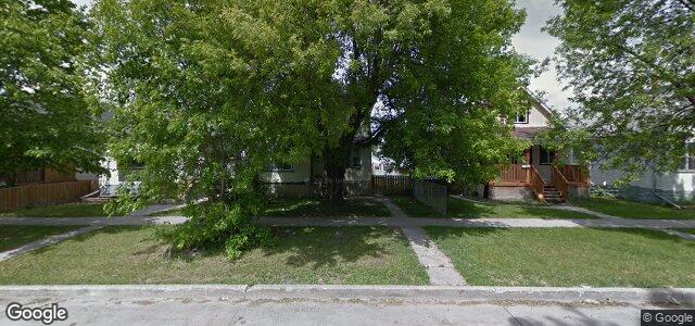 Larawan ng 685 St John'S Avenue sa Winnipeg, Manitoba