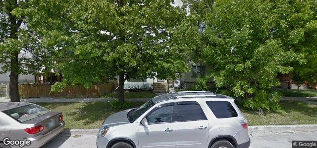 Larawan ng 687 St John'S Avenue sa Winnipeg, Manitoba