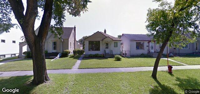 Larawan ng 692 Bannerman Avenue sa Winnipeg, Manitoba
