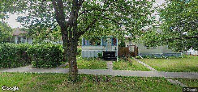 Photo of 692 Church Avenue in Winnipeg, Manitoba
