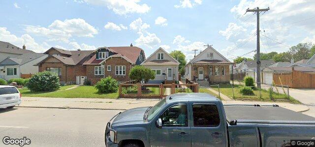 Larawan ng 692 Mountain Avenue sa Winnipeg, Manitoba