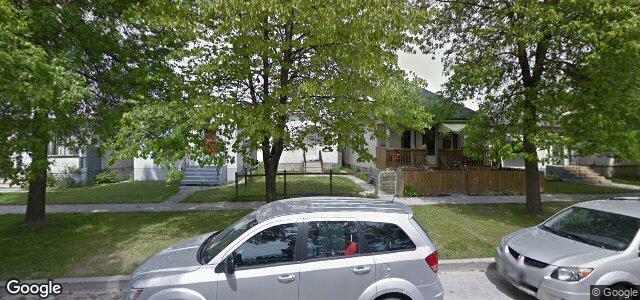 Larawan ng 693 St John'S Avenue sa Winnipeg, Manitoba