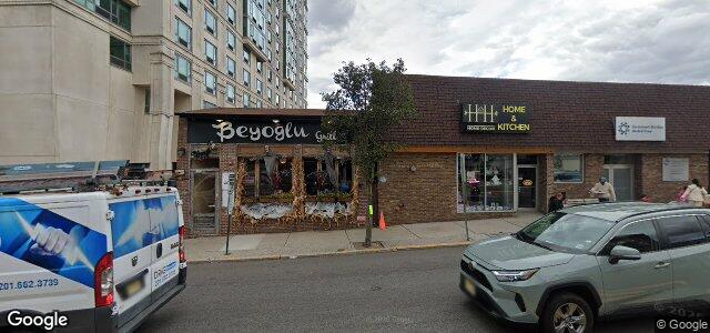 Larawan ng 703 Anderson Avenue sa Winnipeg, Manitoba