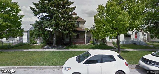 Larawan ng 705 St John'S Avenue sa Winnipeg, Manitoba
