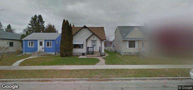 Larawan ng 709 Polson Avenue sa Winnipeg, Manitoba