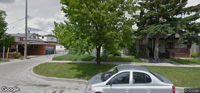 Larawan ng 709 St John'S Avenue sa Winnipeg, Manitoba