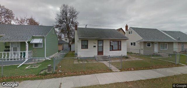 Larawan ng 716 Polson Avenue sa Winnipeg, Manitoba