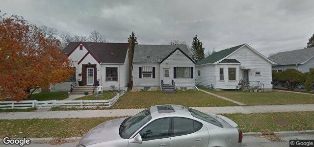 Larawan ng 721 Polson Avenue sa Winnipeg, Manitoba