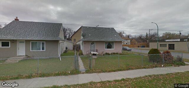 Larawan ng 724 Polson Avenue sa Winnipeg, Manitoba