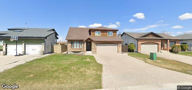 Photo of 10 Huppe Bay in Winnipeg, Manitoba