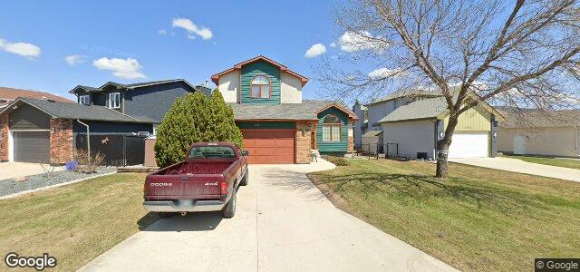 Larawan ng 100 Surfside Crescent sa Winnipeg, Manitoba