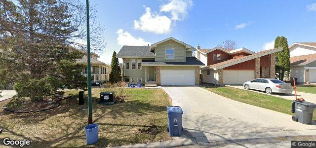 Larawan ng 104 Peres Oblats Drive sa Winnipeg, Manitoba