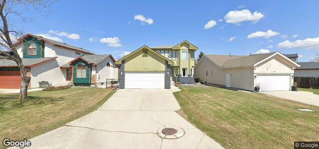 Larawan ng 104 Surfside Crescent sa Winnipeg, Manitoba