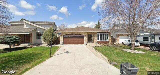 Larawan ng 105 Leger Crescent sa Winnipeg, Manitoba