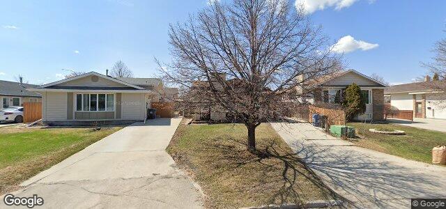 Larawan ng 11 Charbonneau Crescent sa Winnipeg, Manitoba