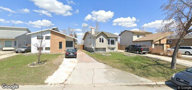 Larawan ng 110 Charbonneau Crescent sa Winnipeg, Manitoba
