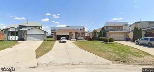 Larawan ng 111 Waterfront Road sa Winnipeg, Manitoba