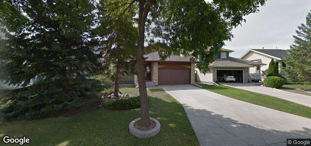 Larawan ng 112 Peres Oblats Drive sa Winnipeg, Manitoba
