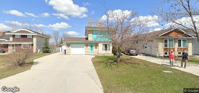 Larawan ng 130 Charbonneau Crescent sa Winnipeg, Manitoba