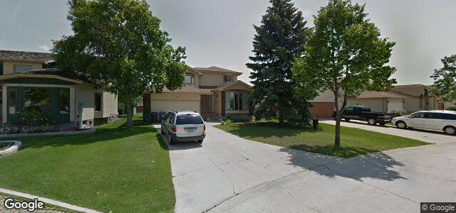 Larawan ng 131 Desjardins Drive sa Winnipeg, Manitoba