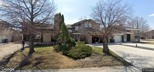 Larawan ng 135 Charbonneau Crescent sa Winnipeg, Manitoba