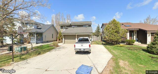 Larawan ng 140 Cassin Crescent sa Winnipeg, Manitoba