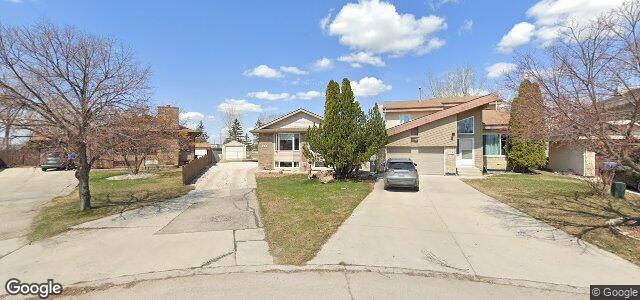 142 Charbonneau Crescent（加拿大曼尼托巴省温尼伯市）房屋照片