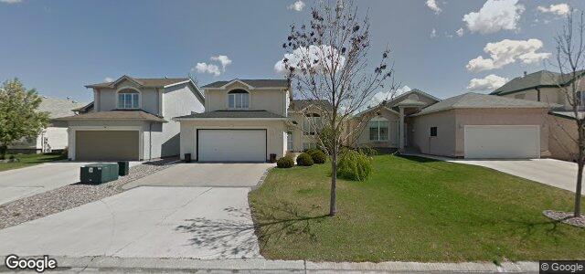 Larawan ng 15 Lessard Place sa Winnipeg, Manitoba