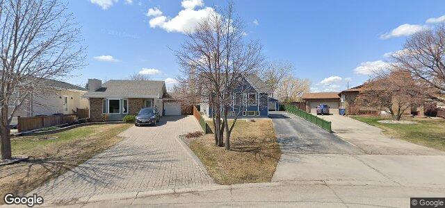 Larawan ng 150 Charbonneau Crescent sa Winnipeg, Manitoba